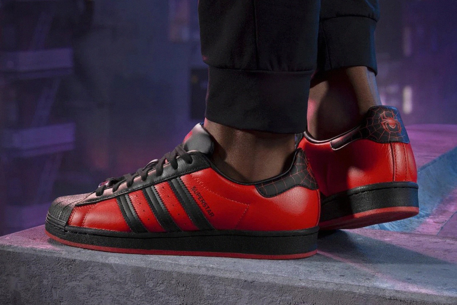 adidas am4 x spiderman